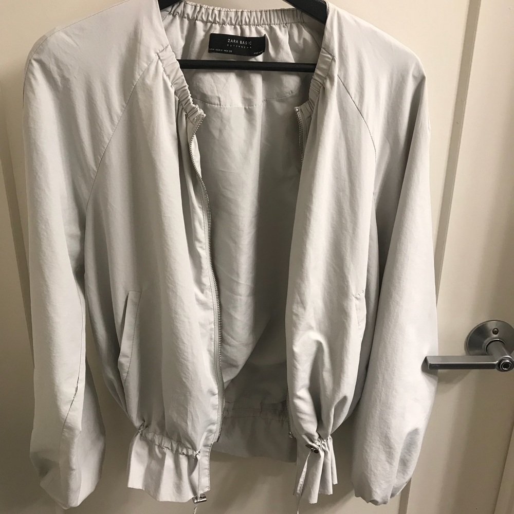 Lightweight jacket